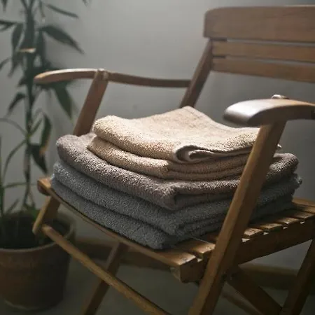 Roentgena 12 - Przestronny I Stylowy, Zielona Ulica W Centrum Apartamento Breslavia