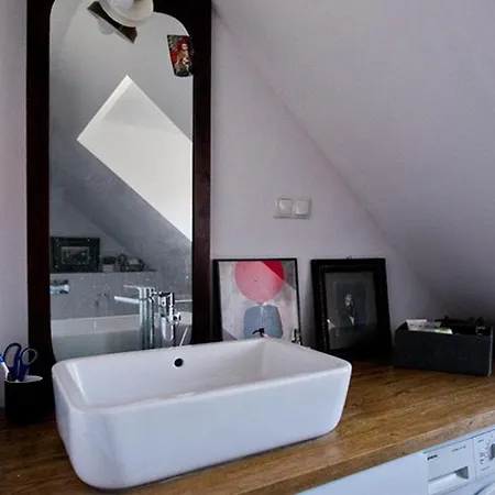 Roentgena 12 - Przestronny I Stylowy, Zielona Ulica W Centrum Apartamento *