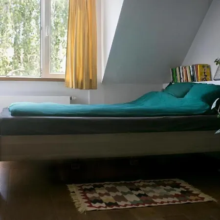 Roentgena 12 - Przestronny I Stylowy, Zielona Ulica W Centrum Apartment